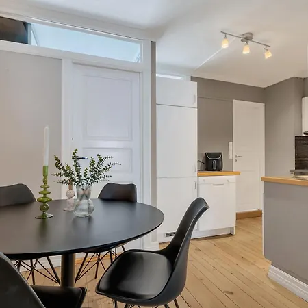 Classic Peaceful Space In The Center *