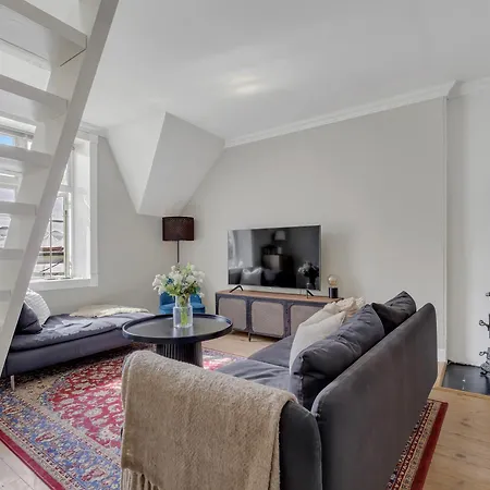 Classic Peaceful Space In The Center Appartement Bergen