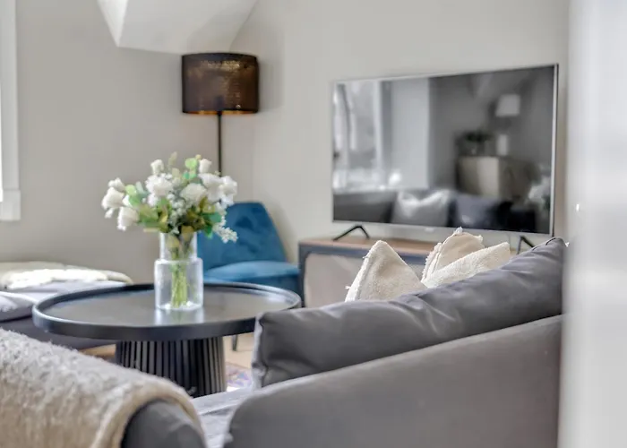 Classic Peaceful Space In The Center Bergen